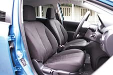 MAZDA DEMIO06
