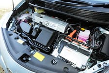 Toyota Prius α07