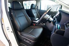 Toyota Vellfire06