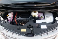 Toyota Vellfire07